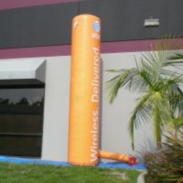 Inflatable Totem Thumbnail